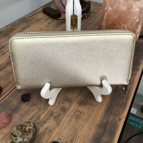 Gold Wallet with Rhinestone Design NWOT - Picture 2 of 3